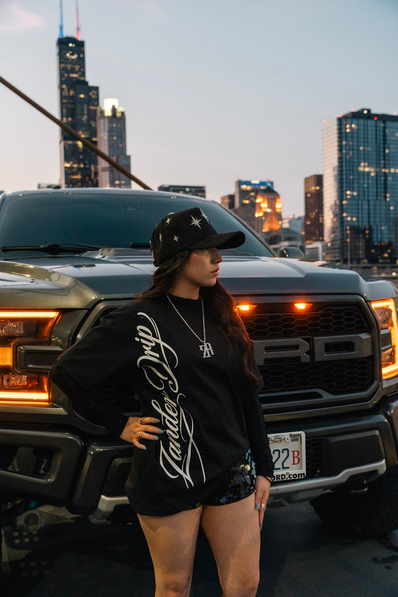ZANDER DRIP TEE